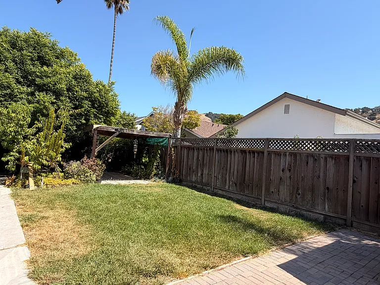 6254 Hopi Cir — Photo 3