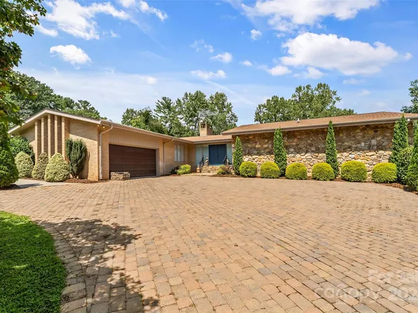 5924 Holiday Shores Ave, Nebo, NC 28761