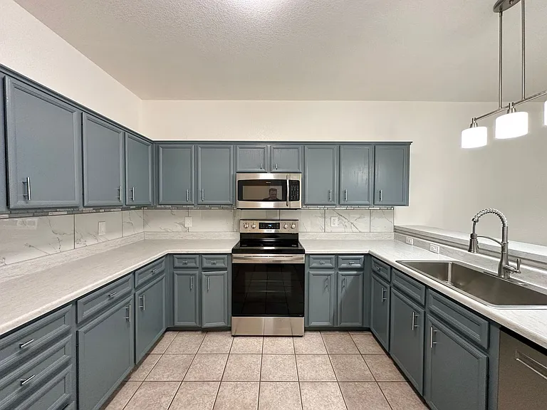 2703 Edgefield St — Photo 15