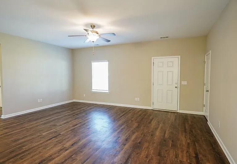 112 Kennah Ct #9 — Photo 5