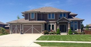 1st image of 502 NE Legacy Wood Cir