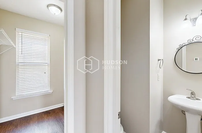 1008 Washington Ct — Photo 20