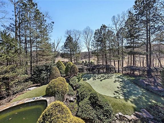 2nd image of 943 Newt Green Rd