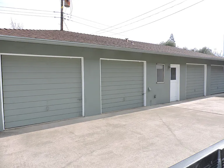 4501 Del Rio Rd #4 — Photo 17