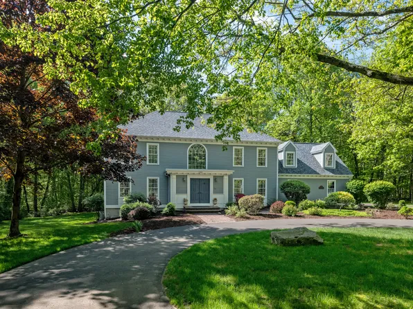 1 White Pine Lane, Guilford, CT 06437