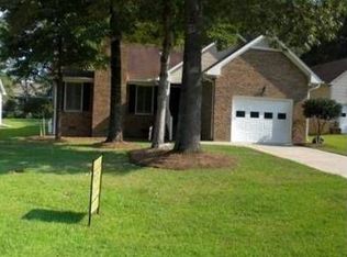 308 Lakemere Dr, New Bern, NC 28562