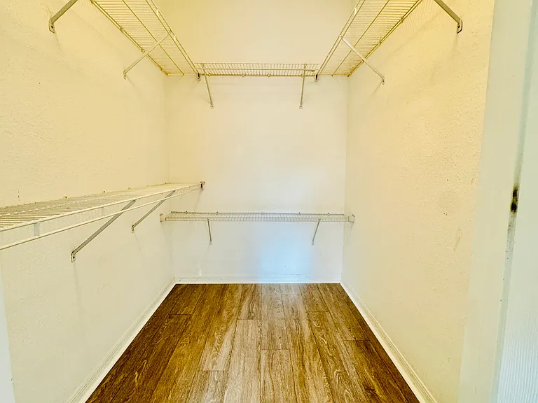 7800 Point Meadows Dr #1117 — Photo 9