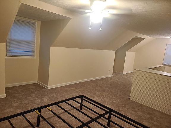 3rd image of 4624 Queens Ave