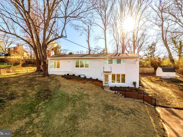5512 Fiske Pl, Alexandria, VA 22312