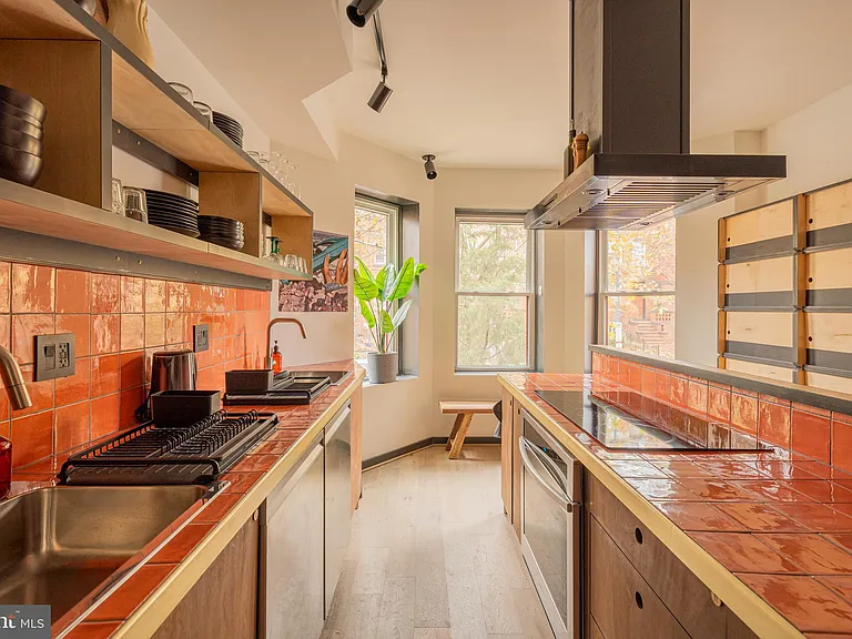 1480 Chapin St NW #4.1 — Photo 15