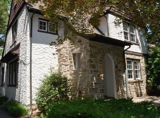 1285 Hillside Dr, Lancaster, PA 17603