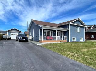 17 Ampson Cres, Grand Falls Windsor, NL A2B