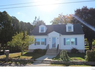 26 Providence Ave, Shelton, CT 06484