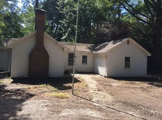 1469 Maharis Rd, Virginia Beach, VA 23455