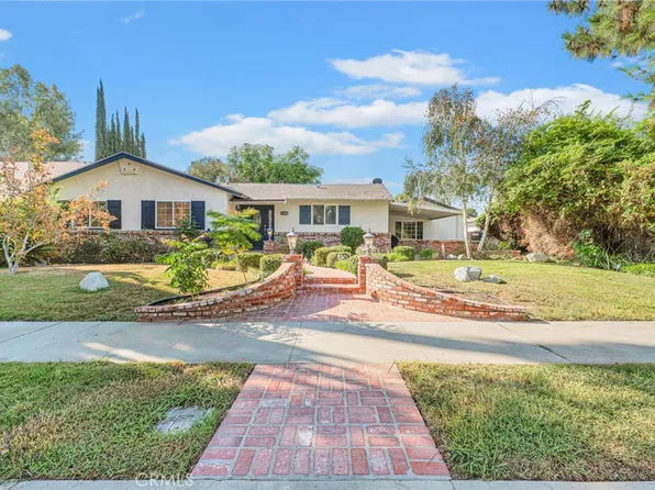 22436 Saticoy St, West Hills, CA 91307