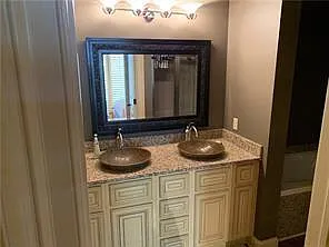 1301 N Rampart St #400 — Photo 3