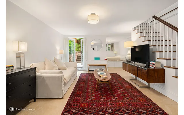 Sold by Douglas Elliman | media 6