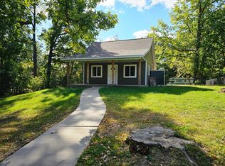 406 1st St SW, Crosby, MN 56441