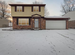 2018 Bellingham St, Canton, MI 48188