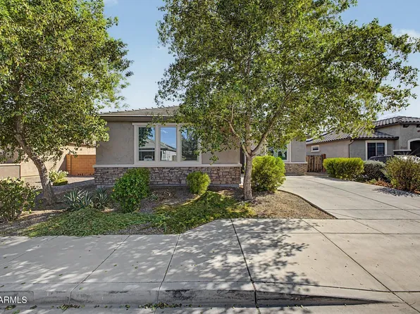 26051 W LONE CACTUS Drive, Buckeye, AZ 85396
