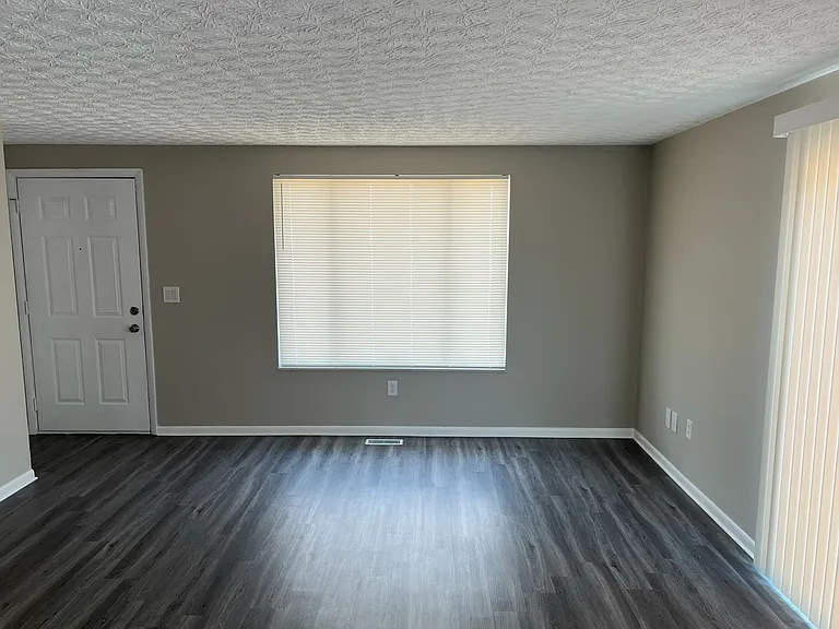 3808 Charbonnett Ct — Photo 2