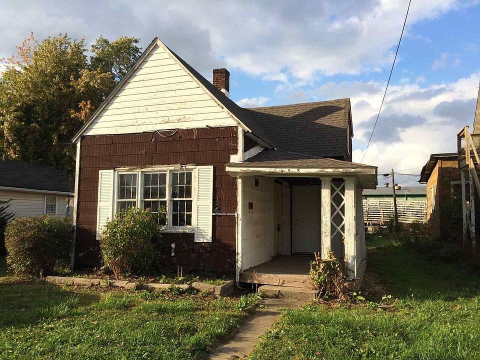 1st image of 1908 E Memorial Dr