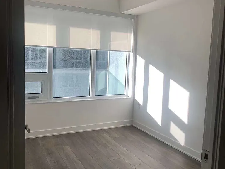 195 Redpath Ave #1116 — Photo 4