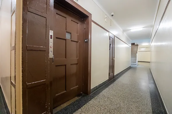 Rented by Mazel Realty USA Corp | media 49