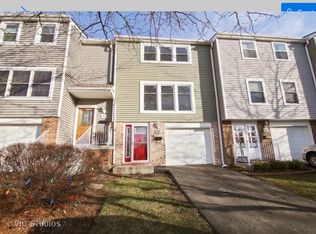 1808 Fenwick Ct, Schaumburg, IL