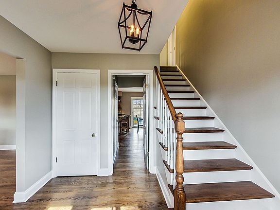 SOLID OAK HARDWOOD FLOORS