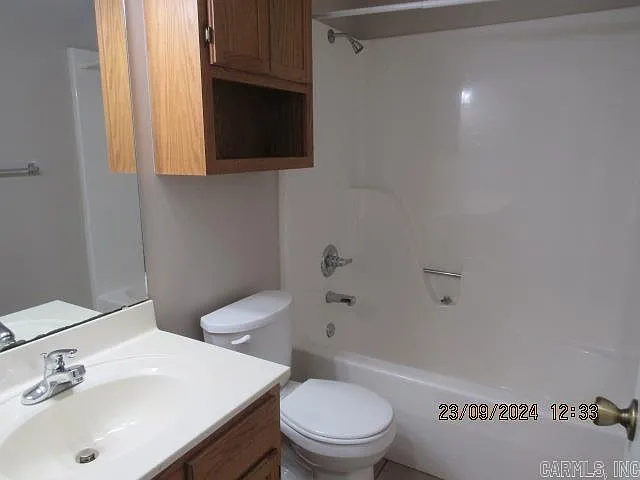 4555 Graham Dr — Photo 12