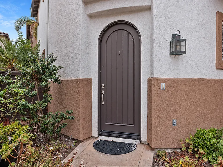 11323 E San Raphael Driveway — Photo 2