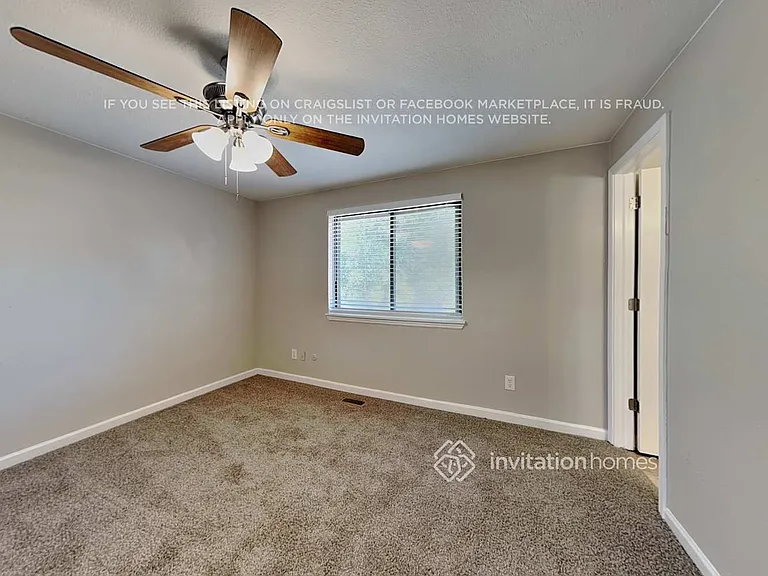 11762 Albion St — Photo 7