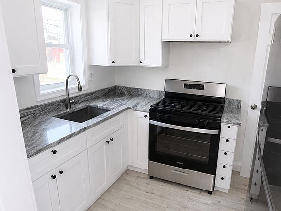 4th image of 5246 4th St