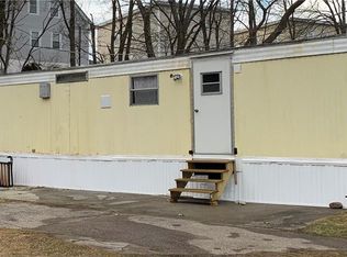 21 Alfa Dr, Pawtucket, RI 02860