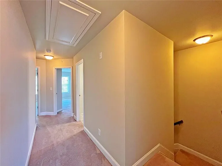 330 Holdings Dr — Photo 21