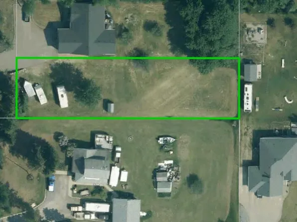 1723 63rd St, Edson, AB T7E 1S2