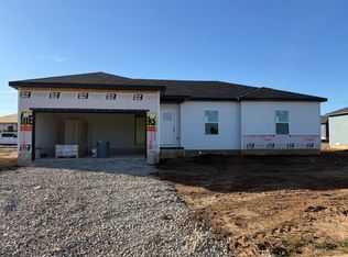 147 Maverick Dr, Mount Vernon, MO 65712