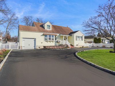 197 W 5th Street, Deer Park, NY, 11729