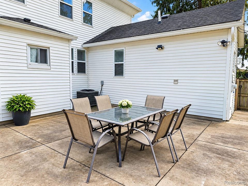 510 S Michigan Ave, photo 6