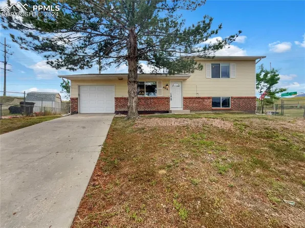 4518 S Chamberlin Ct, Colorado Springs, CO 80906