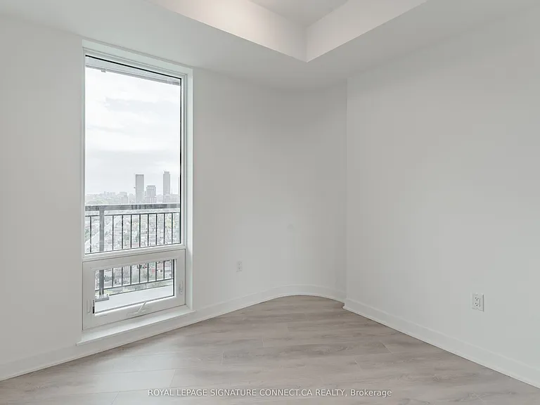 1185 Dupont St #1607 — Photo 12