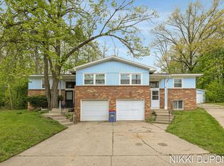 2417-2419 Edgewood Ave SE, Grand Rapids, MI 49546