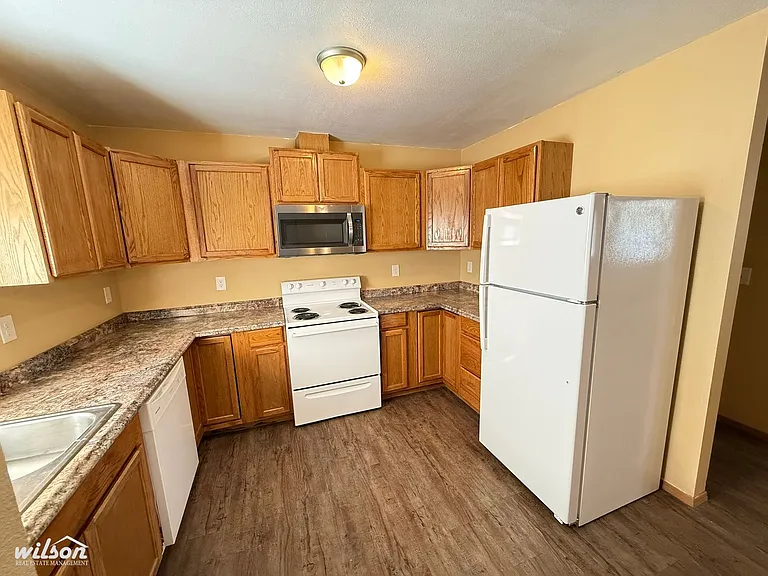 1215 Arkansas Ave — Photo 5