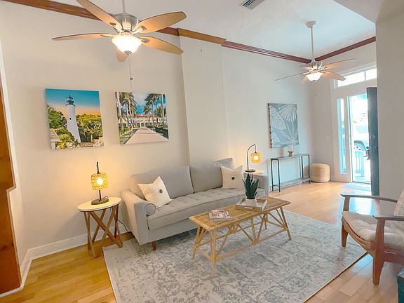 3rd image of 1004 Watson St #2