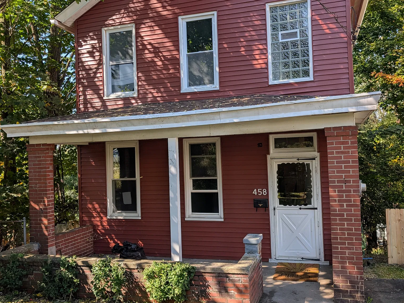 2 bed, 1200 sqft, $1,395 — Photo 1