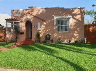 1927 Pierce St, Hollywood, FL 33020