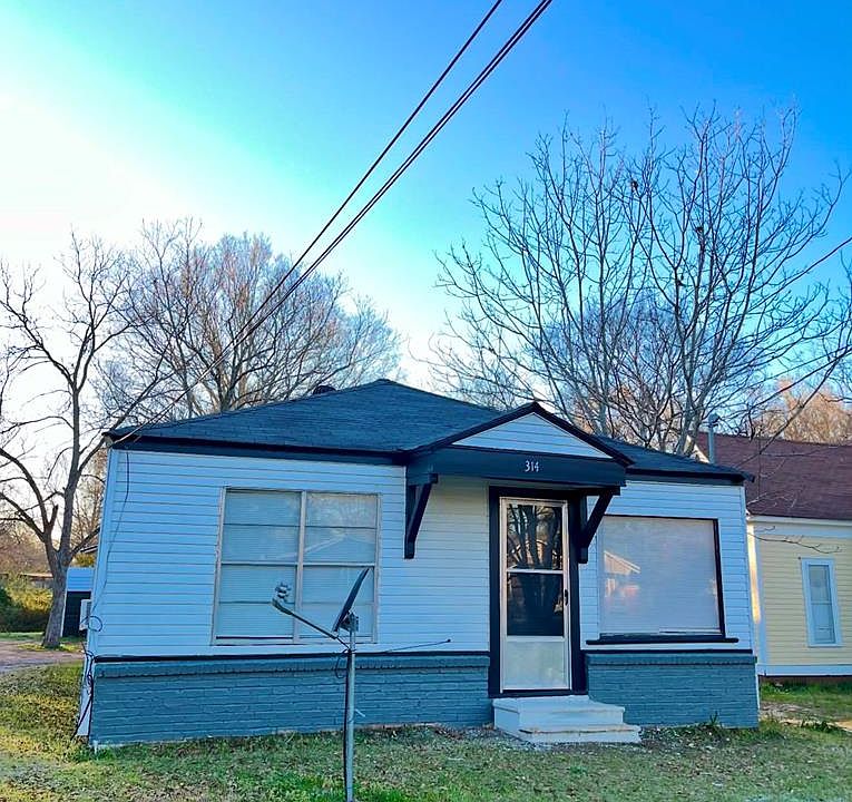 1st image of 314 Logansport St