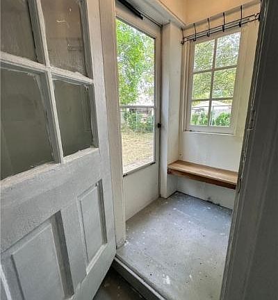 3rd image of 1143 Avon St