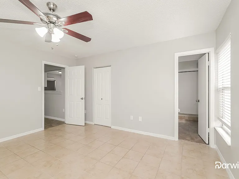 453 Cart Ct — Photo 14